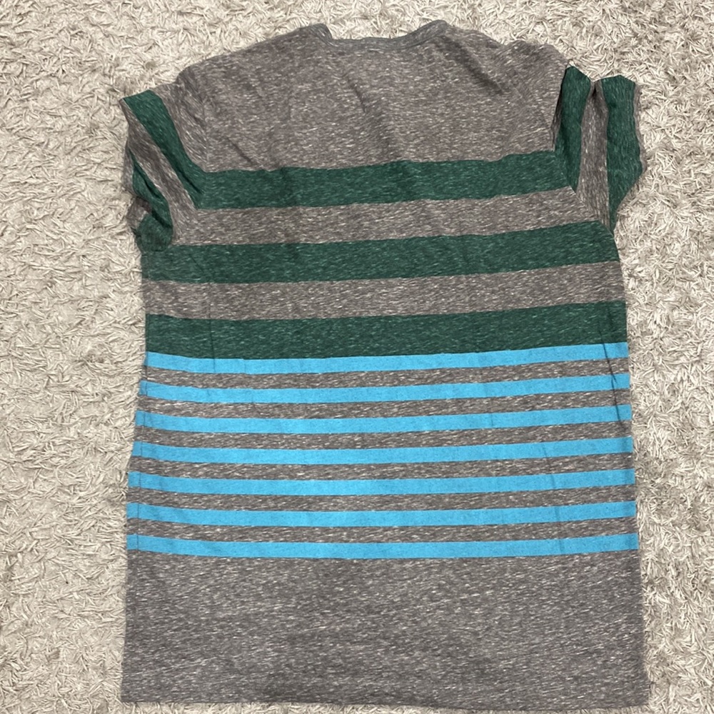 American eagle tshirt - Picture 2 of 4